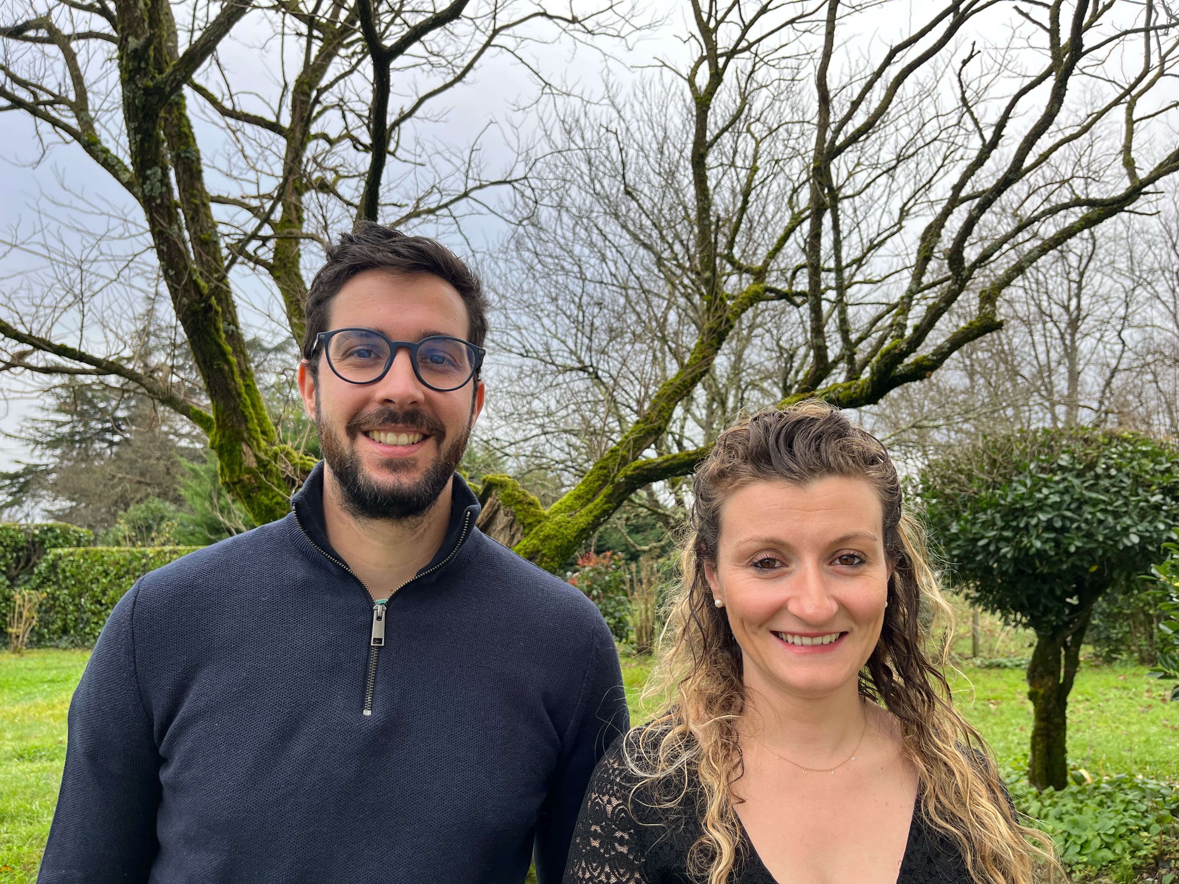 Cédric Fabre et justine, fondateur de Rest'Ô Dom